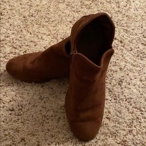 SO Ankle Boots